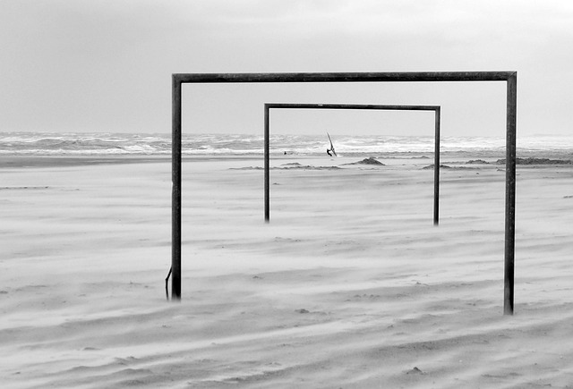 更是对他在